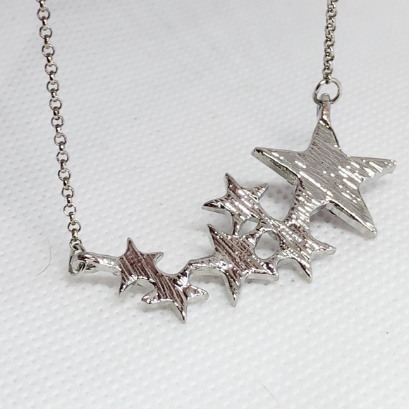 💠3 for $25💠Silver Crystal Star Necklace - Picture 5 of 8